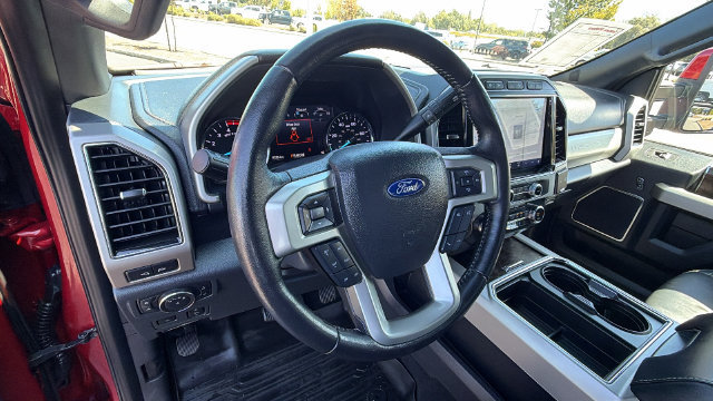 Used 2022 Ford F250 Lariat w/ Lariat Ultimate Package AWD/4WD image 32