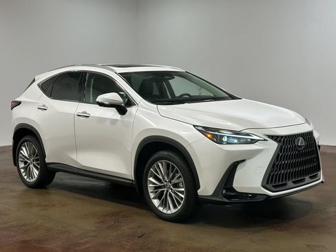 Used 2025 Lexus NX 350 AWD w/ Accessory Package (2T) image 7