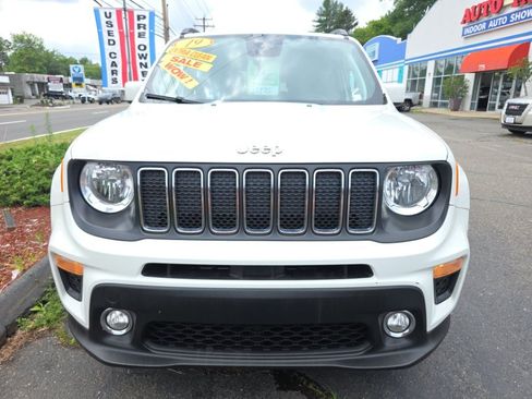 Used 2019 Jeep Renegade Latitude FWD image 2