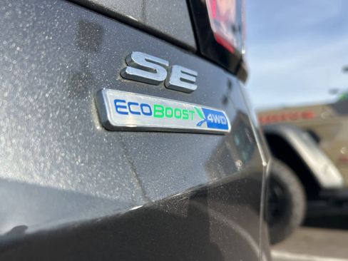 Used 2018 Ford Escape SE image 15