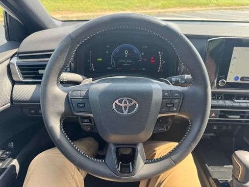 Used 2026 Toyota Camry SE w/ Convenience Package AWD/4WD image 19