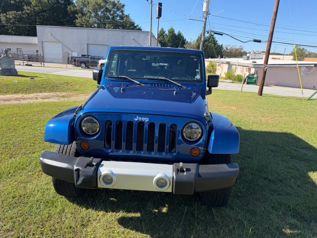Used 2009 Jeep Wrangler Sahara w/ Trailer Tow Group AWD/4WD image 3