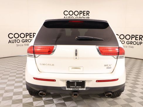 Used 2013 Lincoln MKX AWD image 22