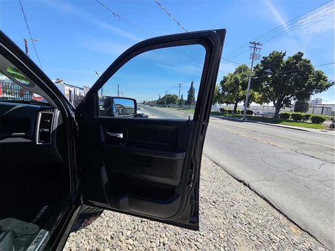 Used 2013 RAM 1500 Express RWD image 41