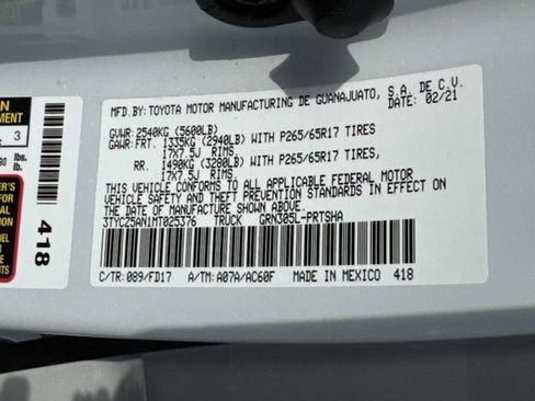 Used 2021 Toyota Tacoma TRD Sport w/ Technology Package image 29