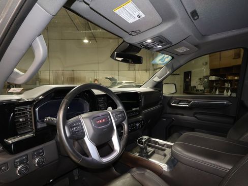 Used 2024 GMC Sierra 1500 SLT w/ SLT Premium Plus Package image 9