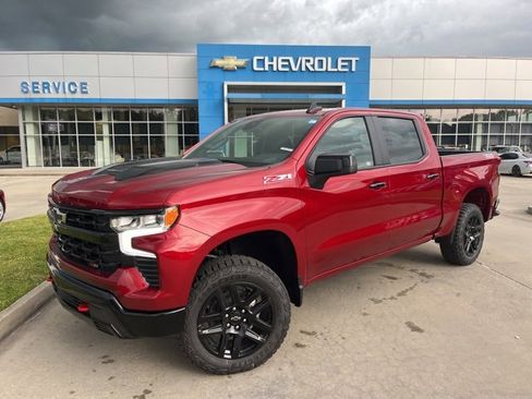 New 2026 Chevrolet Silverado 1500 LT Trail Boss w/ Convenience Package II image 2
