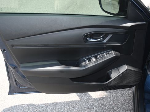Used 2025 Honda Accord SE image 10