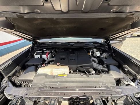 Used 2022 Toyota Tundra SR5 RWD image 19