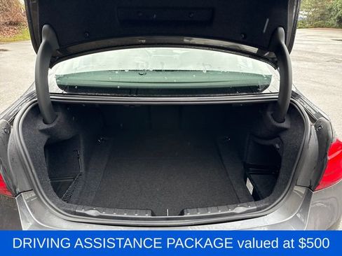 Used 2018 BMW 320i xDrive Sedan w/ Premium Package image 12