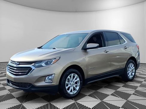 Used 2019 Chevrolet Equinox LT image 3