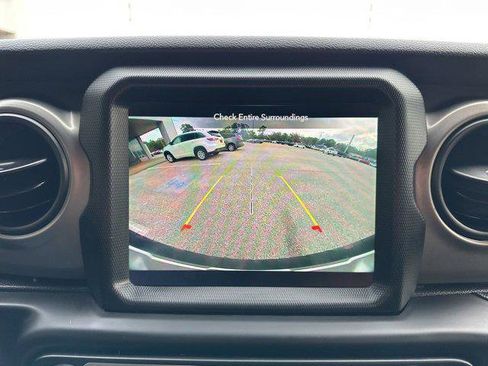 Certified 2021 Jeep Wrangler Unlimited Sport image 15