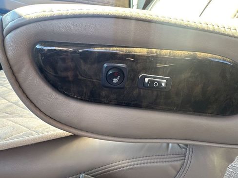 Used 2016 Chevrolet Express 2500 image 10