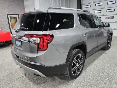 Certified 2023 GMC Acadia SLT w/ Technology Package image 5