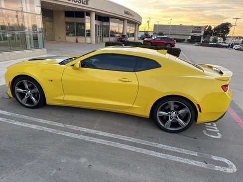 Used 2017 Chevrolet Camaro SS image 8