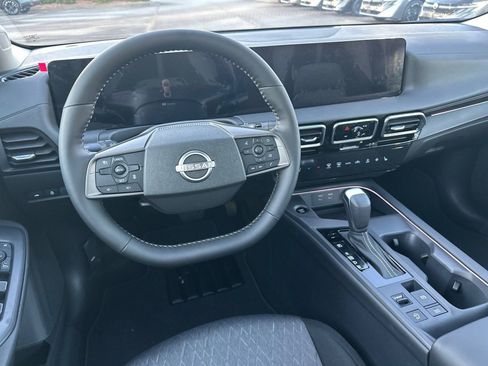 New 2026 Nissan Sentra SV w/ SV Convenience Package FWD image 22