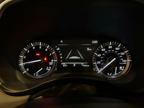 Used 2022 Toyota Highlander XLE image 18