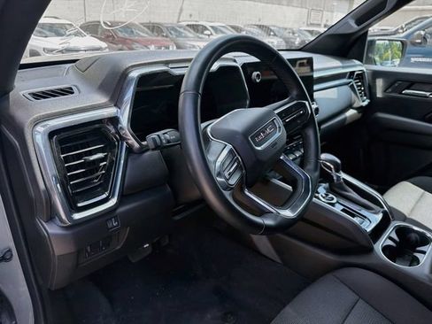 Used 2024 GMC Canyon Elevation w/ Trailering Package AWD/4WD image 8