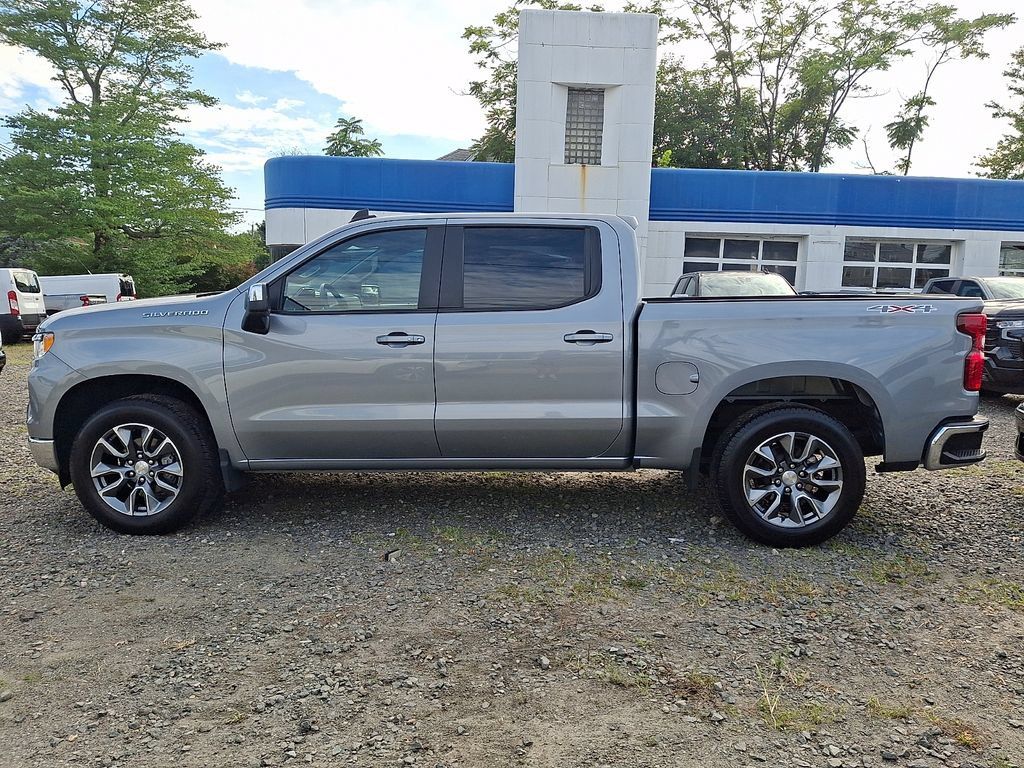 Certified 2024 Chevrolet Silverado 1500 LT AWD/4WD image 4