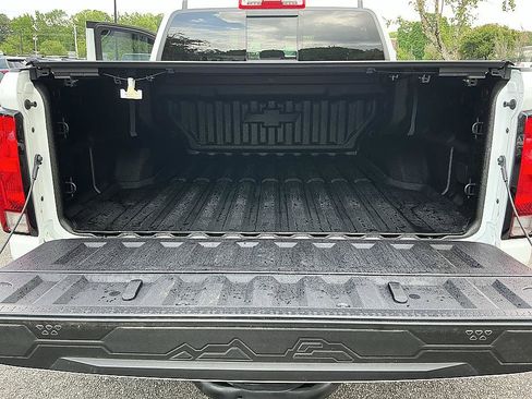 Used 2026 Chevrolet Colorado Trail Boss AWD/4WD image 23
