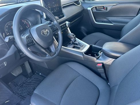 Certified 2025 Toyota RAV4 LE image 9