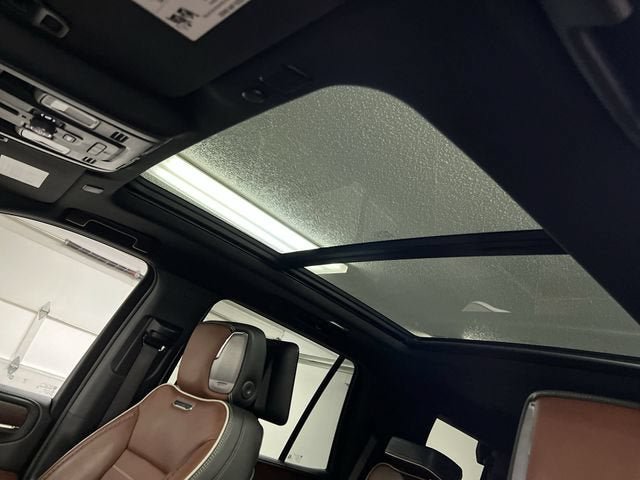 Certified 2024 GMC Yukon Denali Ultimate AWD/4WD image 19