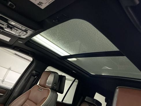 Certified 2024 GMC Yukon Denali Ultimate AWD/4WD image 19