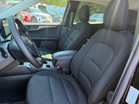 Used 2025 Ford Escape Active w/ Tech Pack #1 AWD/4WD image 10