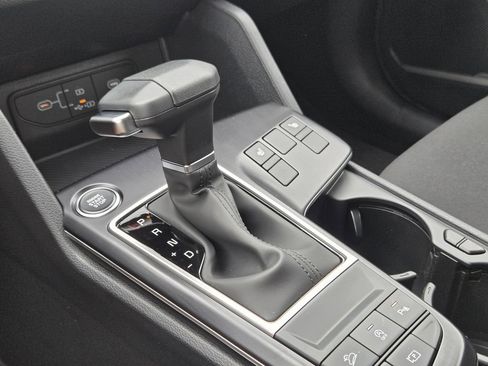 New 2026 Kia Sportage LX w/ LX Convenience Package FWD image 15