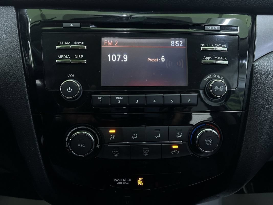 Used 2016 Nissan Rogue S AWD/4WD image 21