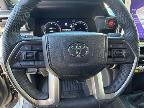 Used 2024 Toyota Tacoma TRD Off-Road w/ TRD Off Road Premium Package AWD/4WD image 18