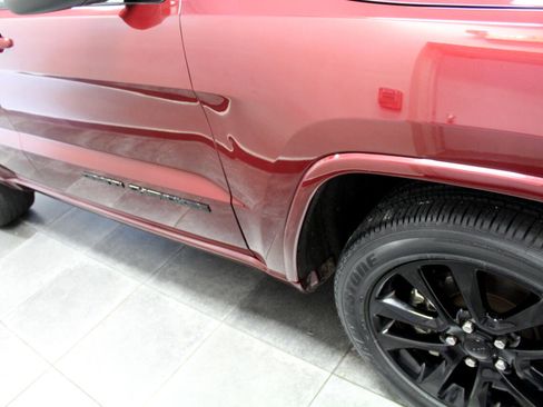 Used 2021 Jeep Grand Cherokee Laredo X image 37