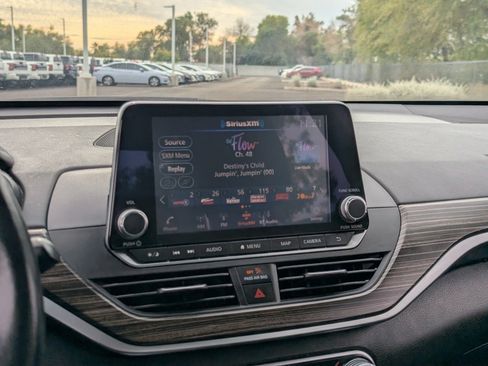 Certified 2024 Nissan Altima 2.5 SV image 22