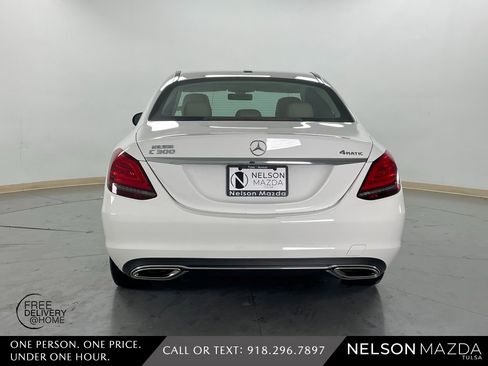 Used 2020 Mercedes-Benz C 300 4MATIC Sedan image 7