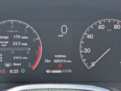 Used 2024 Honda Pilot Touring image 24