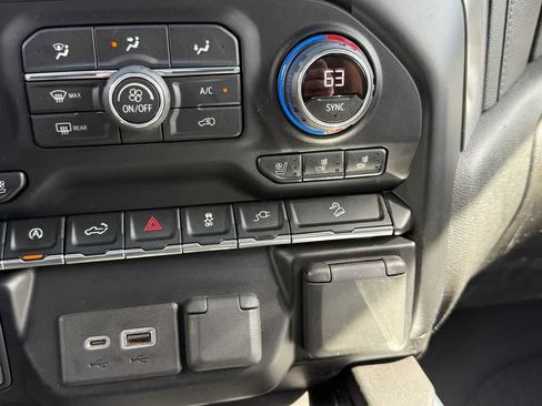 Used 2020 Chevrolet Silverado 1500 LTZ image 55