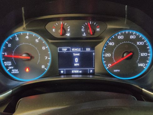 Used 2018 Chevrolet Equinox LT image 23