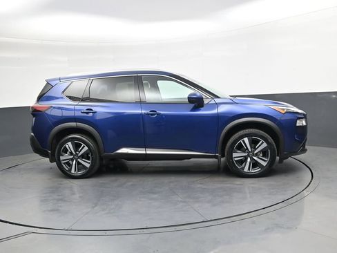 Used 2023 Nissan Rogue SL FWD image 4