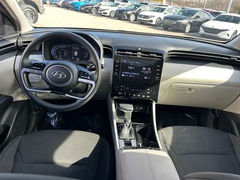 Used 2024 Hyundai Tucson SEL image 9
