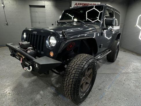 Used 2016 Jeep Wrangler Sport w/ Quick Order Package 24S image 2