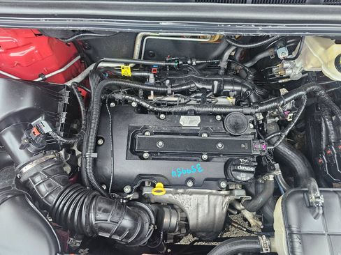 Used 2015 Chevrolet Trax LT image 28