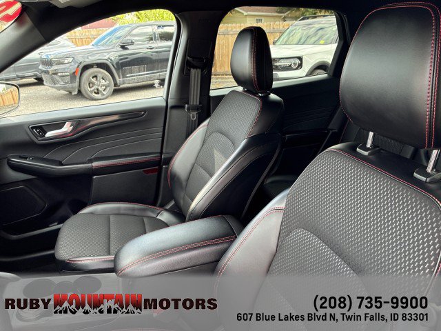 Used 2026 Ford Escape ST-Line AWD/4WD image 11