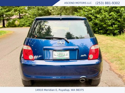 Used 2006 Scion xA FWD image 4