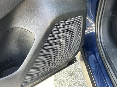 Used 2023 Mitsubishi Outlander SE AWD/4WD image 25