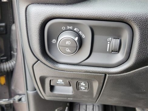 New 2025 RAM 1500 Lone Star image 25