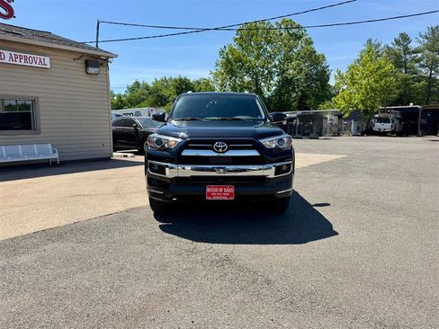 Used 2022 Toyota 4Runner Limited AWD/4WD image 33