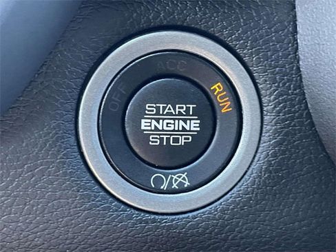 Used 2024 RAM 2500 Big Horn w/ Bed Utility Group image 31