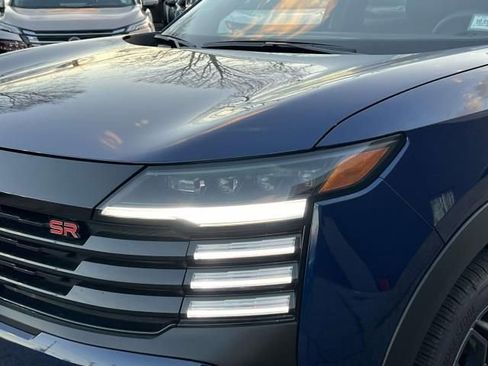 New 2026 Nissan Kicks SR w/ Cold Weather Package image 9