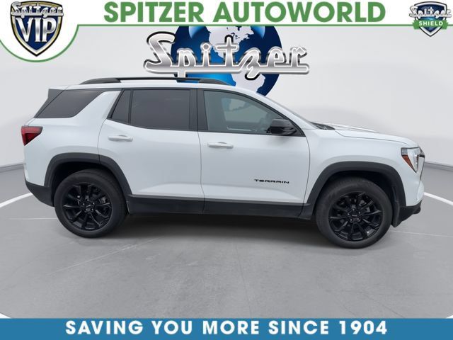 Used 2026 GMC Terrain Elevation w/ Elevation Premium Package FWD image 10