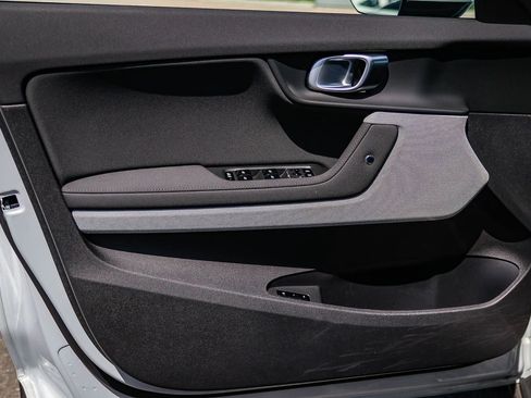 Used 2024 Polestar Polestar 2 image 19